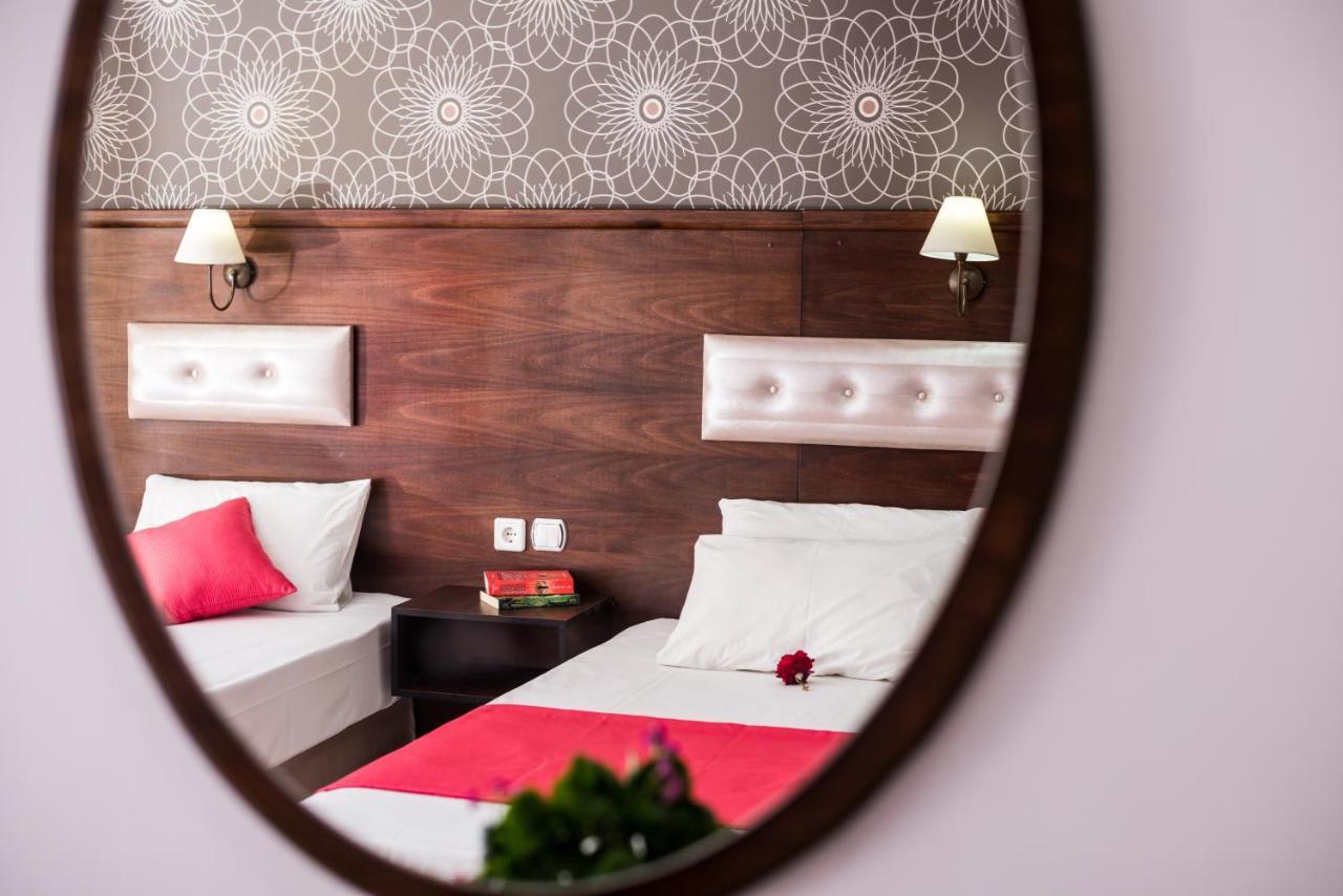 Hotel Asterias リメナリア エクステリア 写真